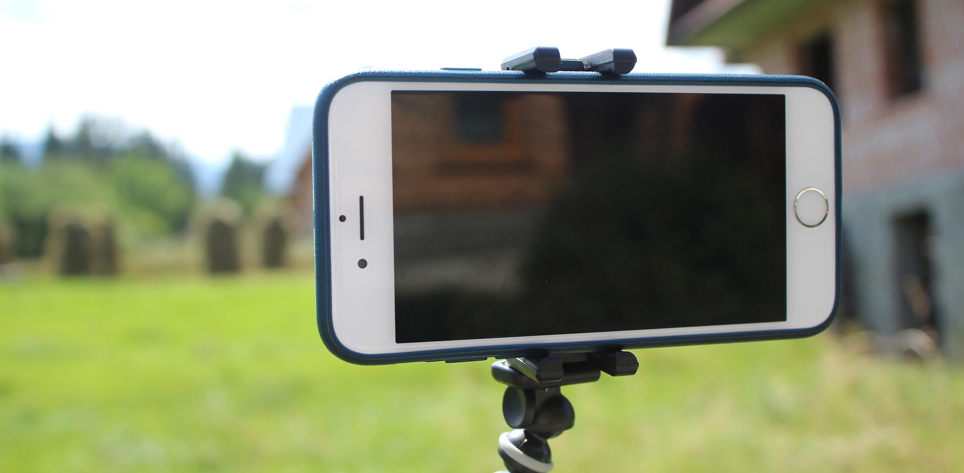 Quick and Easy Tricks for Creating Better Videos with Your Smartphone